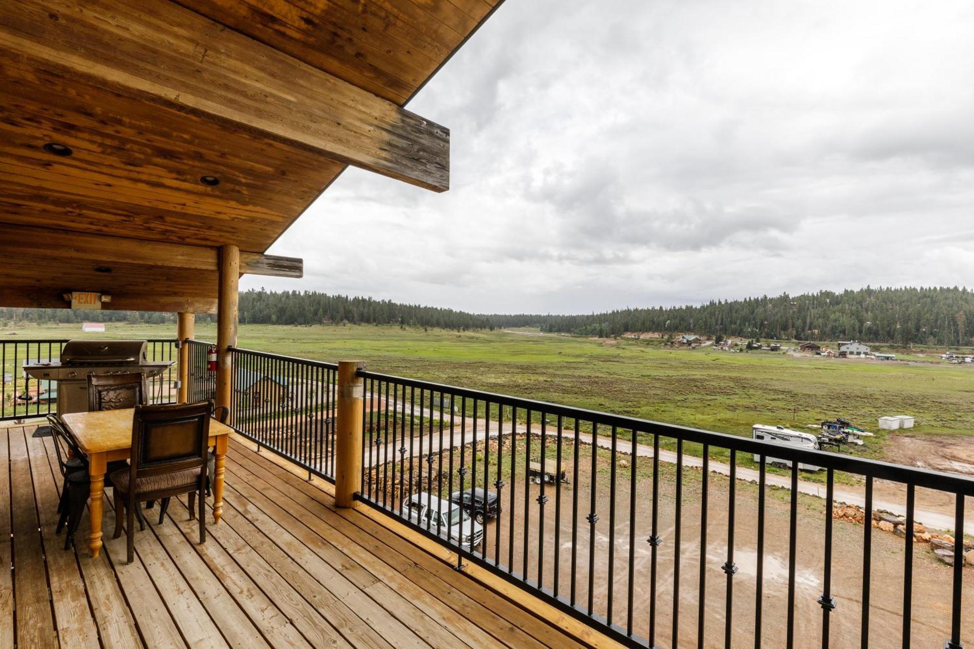 The Lodge at Duck Creek Duck Creek Village Buitenkant foto
